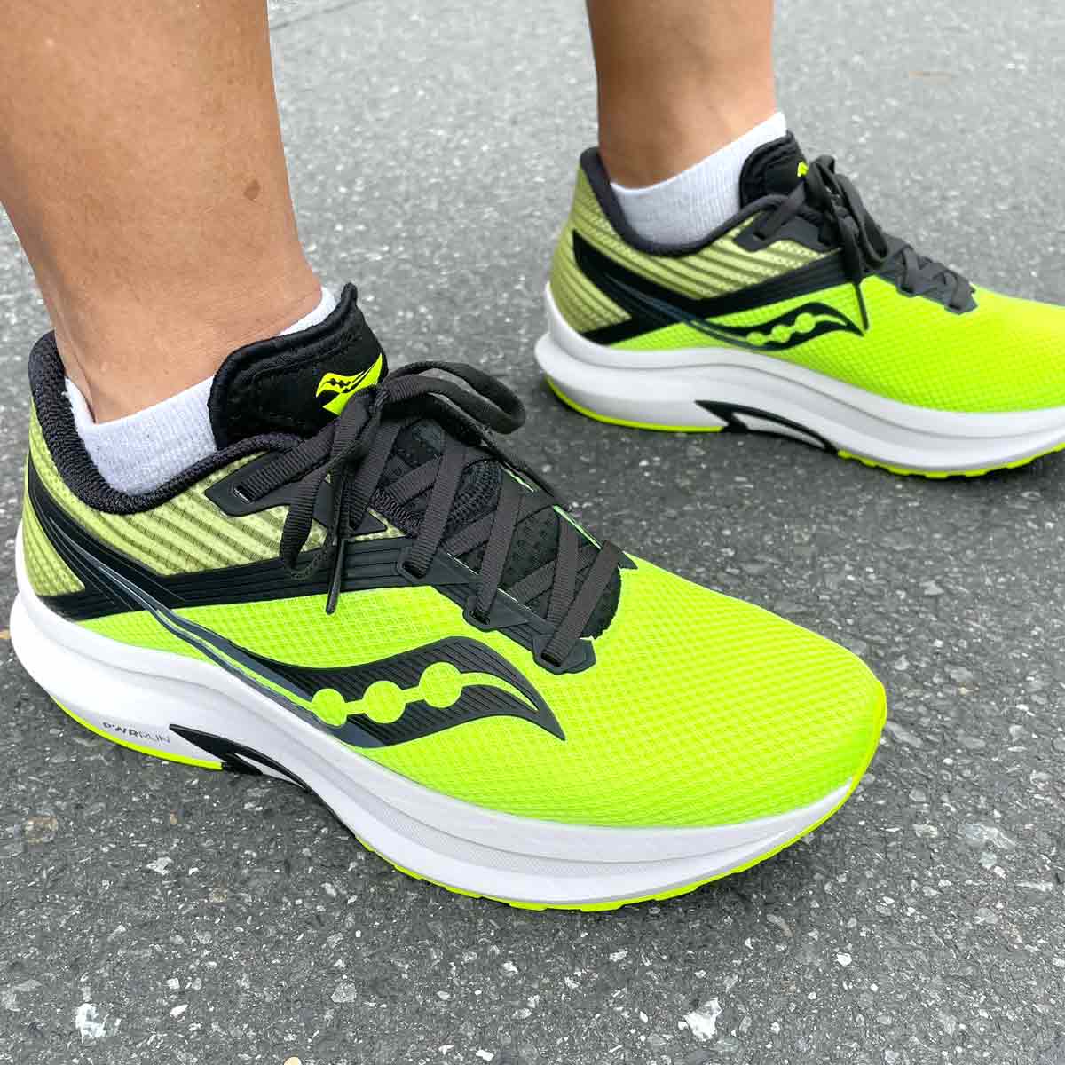 小説 陸王 で注目 きねや足袋の ランニング足袋 Muteki を履いて走ってみた 価格 Comマガジン