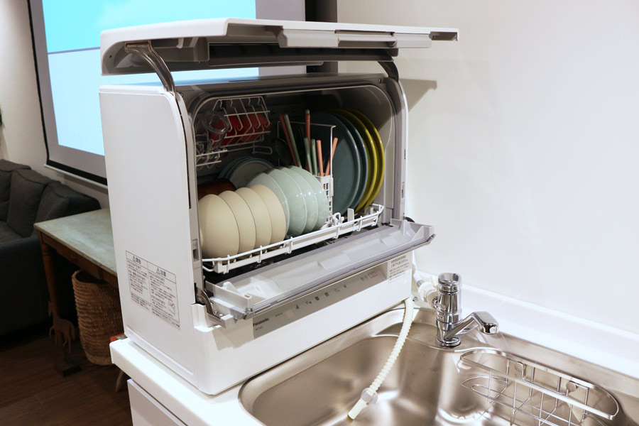 食洗機 工事不要 食器洗い乾燥機 食洗器 卓上型 小型 2022年モデル タンク式 コンパクト 黒