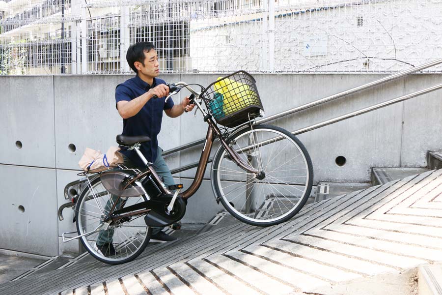 httpkaihoucomp電動アシスト自転車 2回しか乗ってません！【引き取り