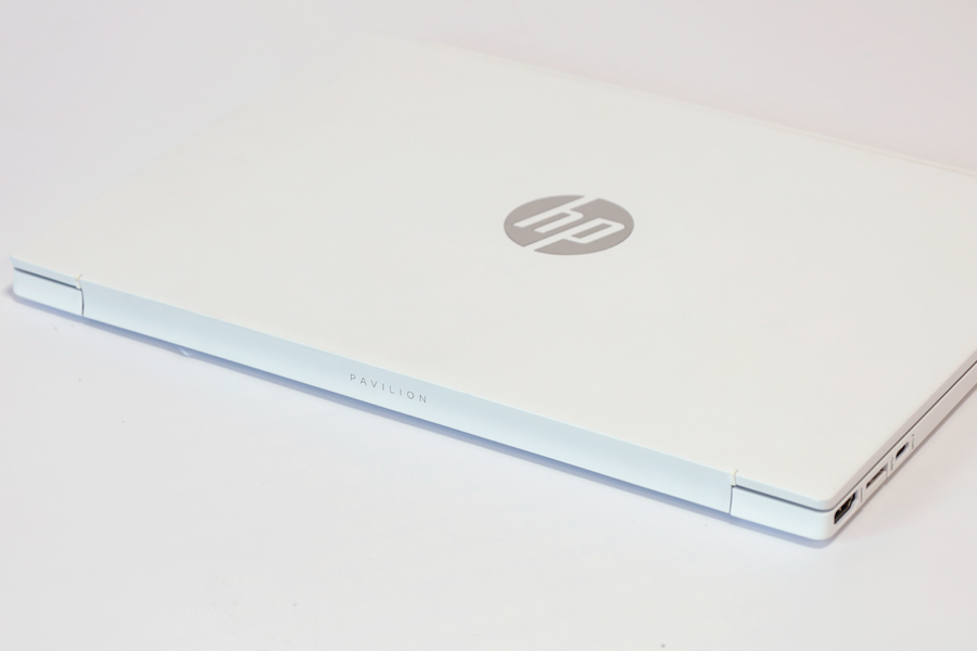 HP Pavilion Aero Laptop13-be1000 ホワイト