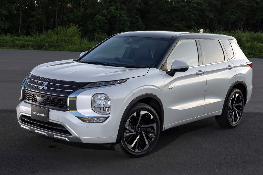 三菱 新型 アウトランダーphev 21年12月に発売 3 5l並の動力性能を実感 価格 Comマガジン 三菱 新型 アウトランダーphev 21年12月に発売 3 5l並の動力性能を実感 価格 Comマガジン