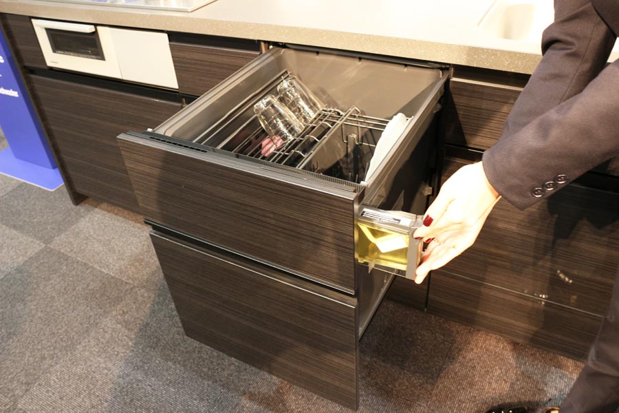 Panasonic製のビルトイン食洗機 引き出し付き | mdh.com.sa