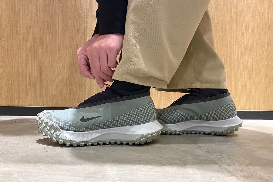 NIKE ナイキ ACG マウンテンフライ ゴアテックス 防水スニーカー 新品-