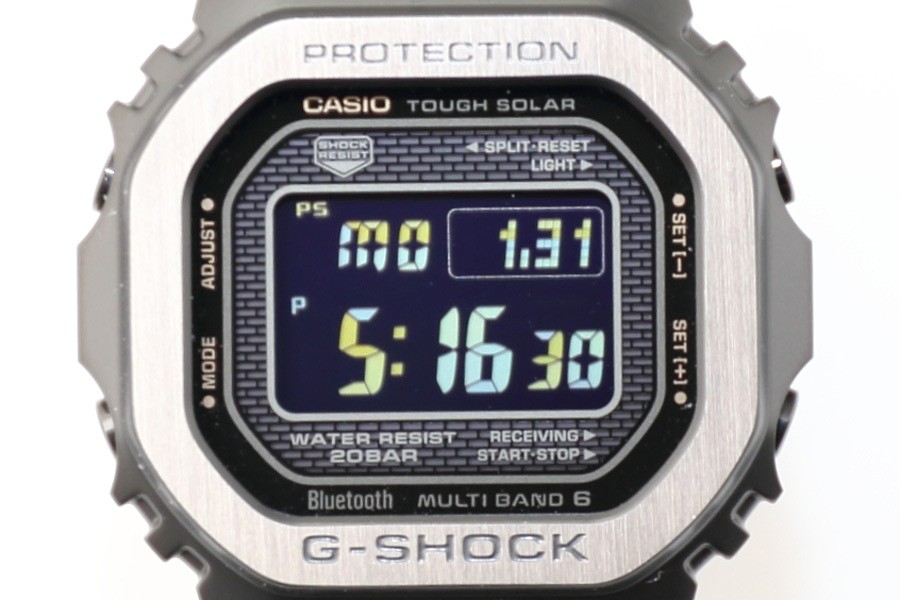 G-SHOCKの大人気フルメタルスクエアシリーズにラギッドな「新ブラック