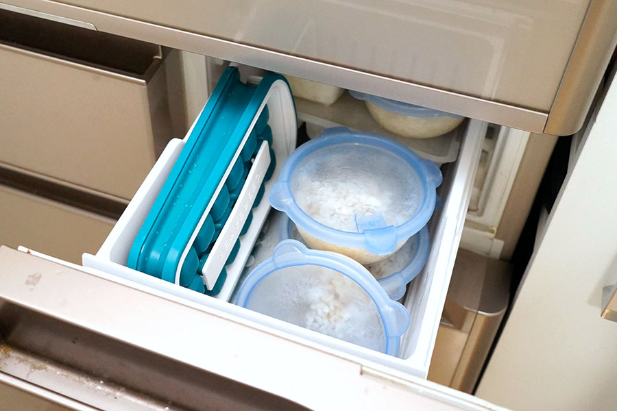 立てて置ける”製氷皿が画期的！ 冷凍庫のスペース問題が解決した - 価格.comマガジン