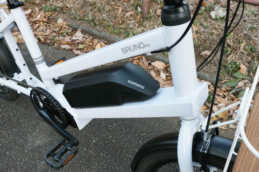 荷物をたくさん積んだり、子乗せもできる小径e-Bike！ブルーノ「e-tool」の利便性と快適さに感心 - 価格.comマガジン