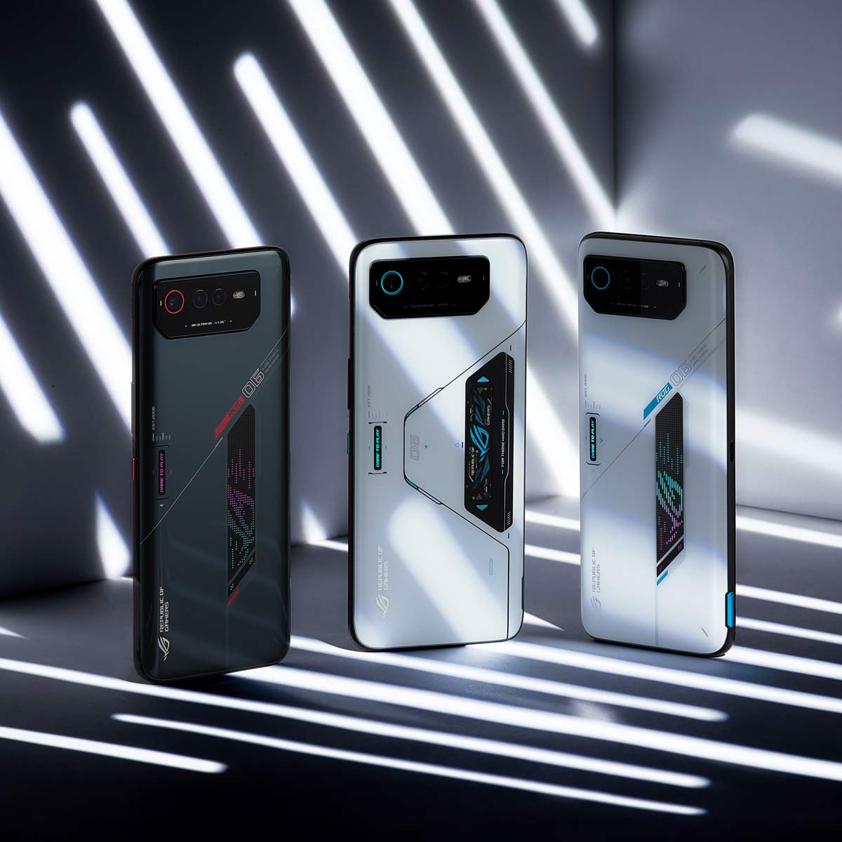 uROG Phone 6vIPX4ΉI uSnapdragon 8+ Gen 1vڂŃXybNҒʂ̍ŋNX