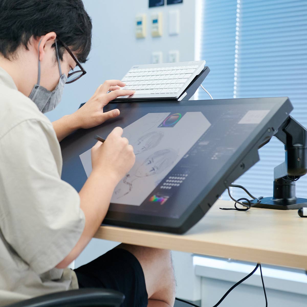 Rt^uŏʃfuCintiq Pro 27v\Az26.9^120HztbV[gΉ