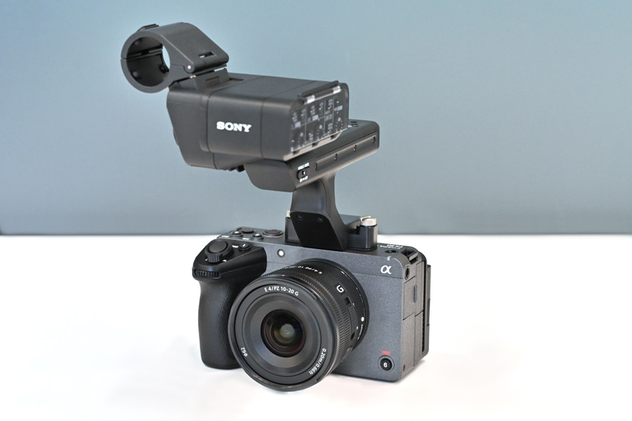 軽量コンパクトで必要十分な機能、ソニー「FX30」は「シネマカメラ入門 