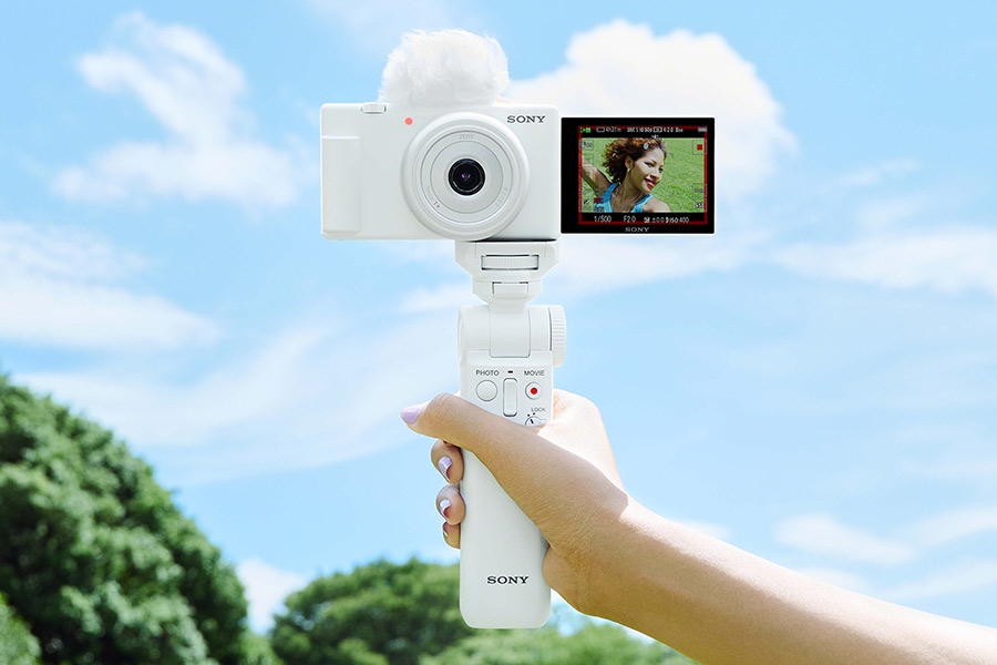 よりワイドな画角で軽量化された「VLOGCAM ZV-1F」は上位モデルより