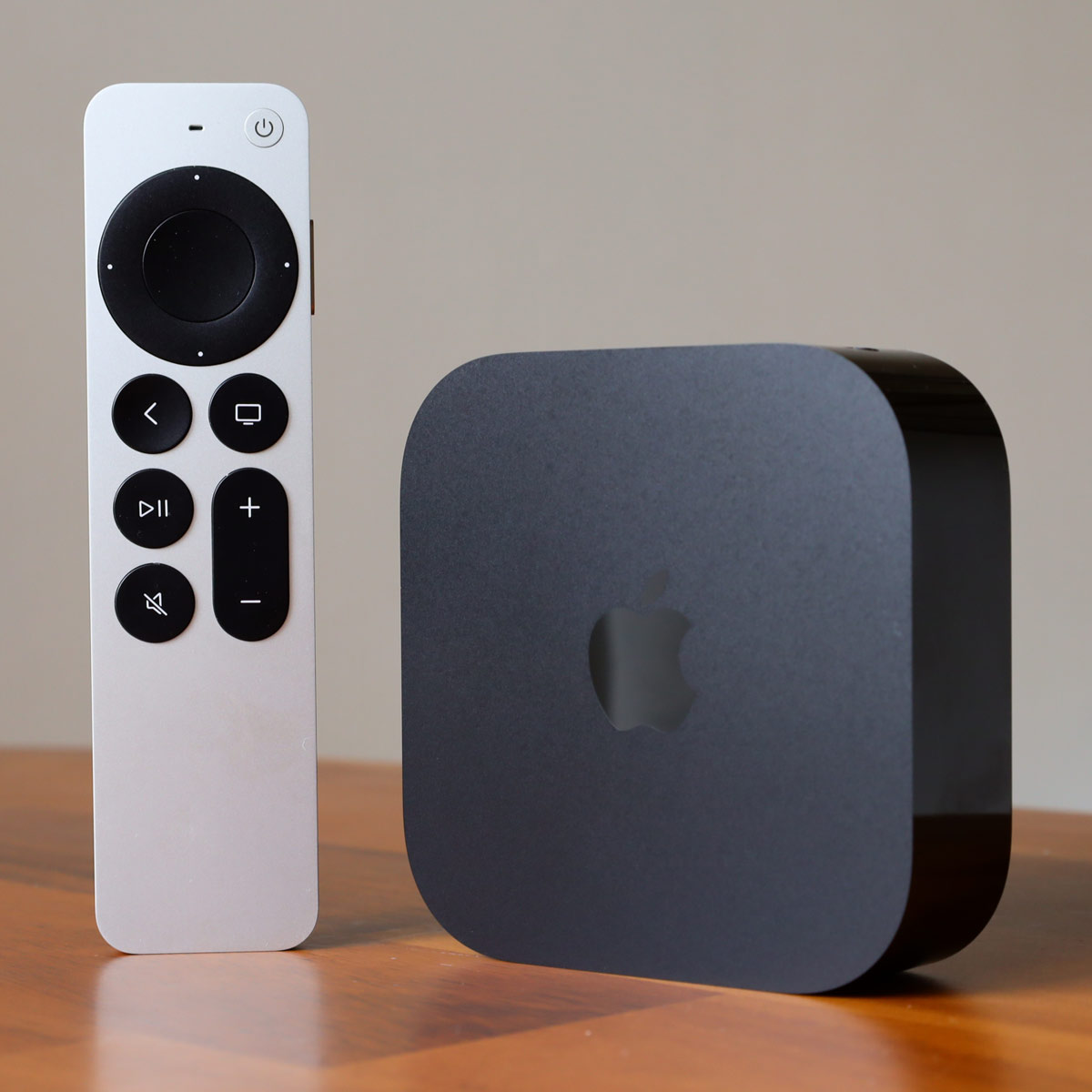 Apple TV 4K 第3世代 64GB ブラック 本体とリモコンセット Apple TV 4K 第3世代 64GB ブラック 本体とリモコンセット