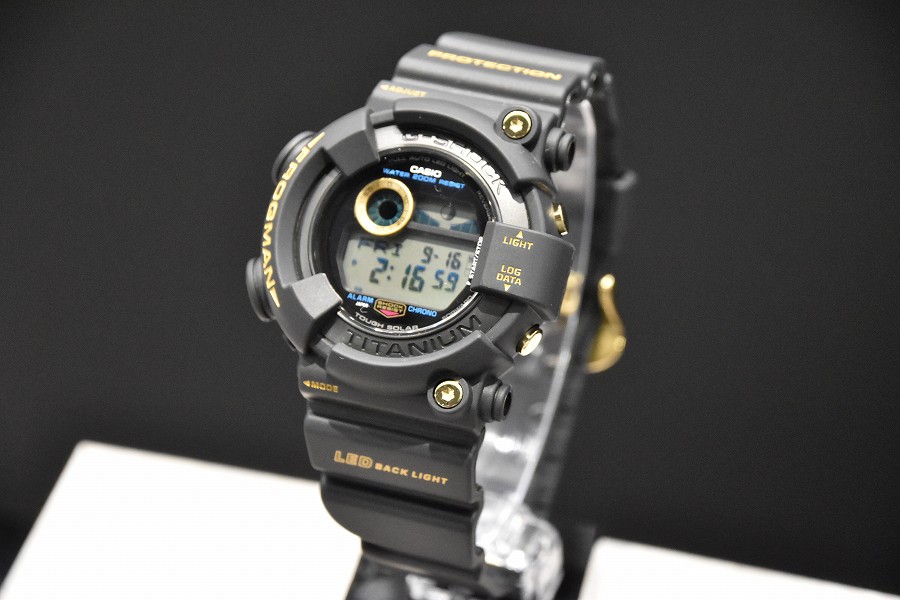 カシオ GSHOCK フロッグマン 30周年記念 dw-8200b-9a 黒金蛙 - 時計