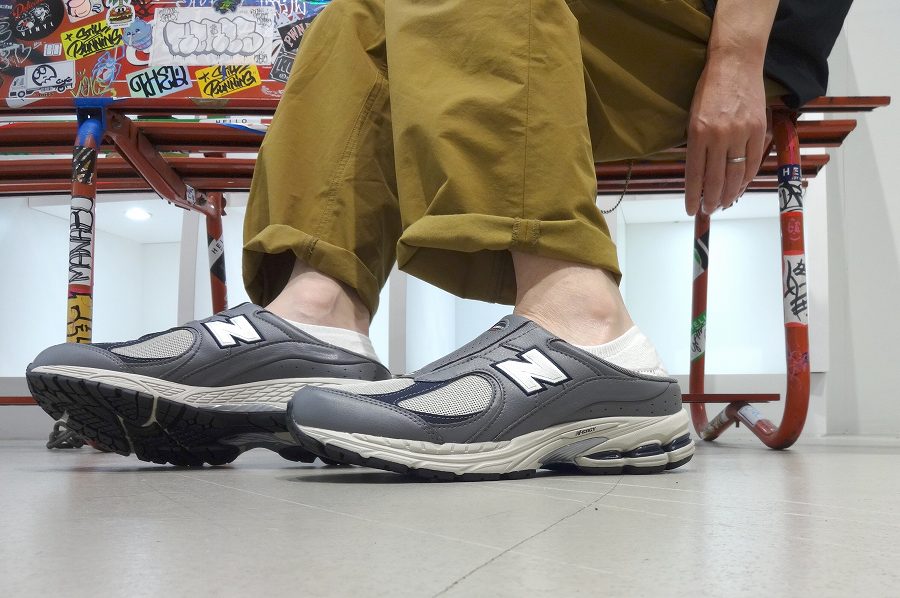 【極希少】NEW BALANCE / M2002R MuleNIKE