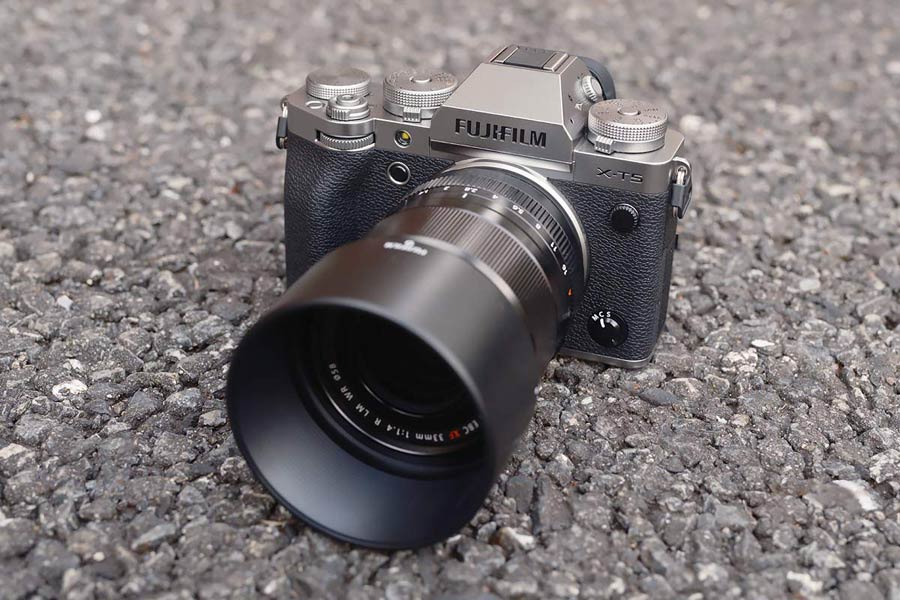 富士フイルム「X-T5」レビュー、写真機としての魅力を追求した4000万 