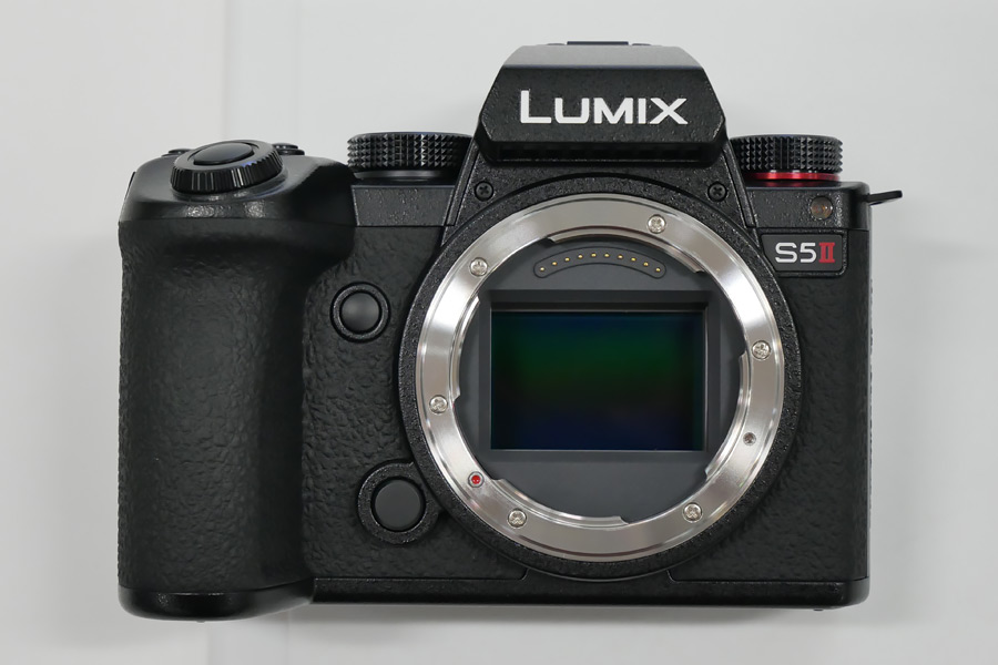 パナソニック「LUMIX S5II」を香港で超速攻レビュー、像面位相差AF搭載 