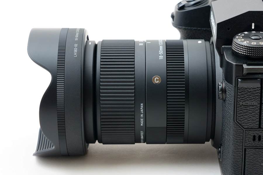 低価最新作SIGMA 18-50mm f2.8 美品　xマウント レンズ(ズーム)