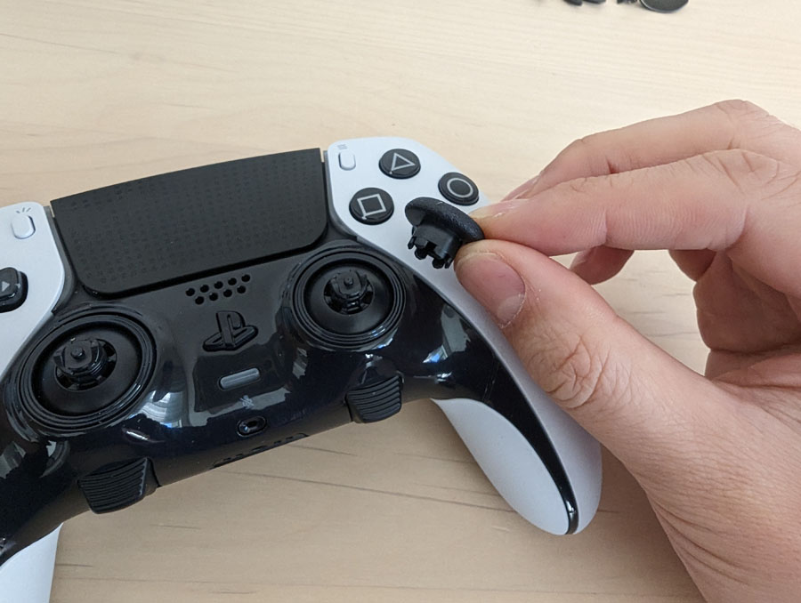 【PS5】DualSense カスタムPROコントローラーリマッピング機能搭載背面ボタン