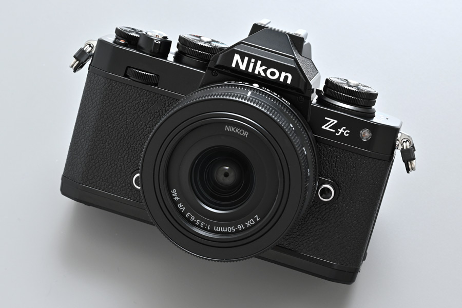 Nikon ニコン Z fc ボディ ブラック ミラーレス一眼カメラ Zシリーズ-