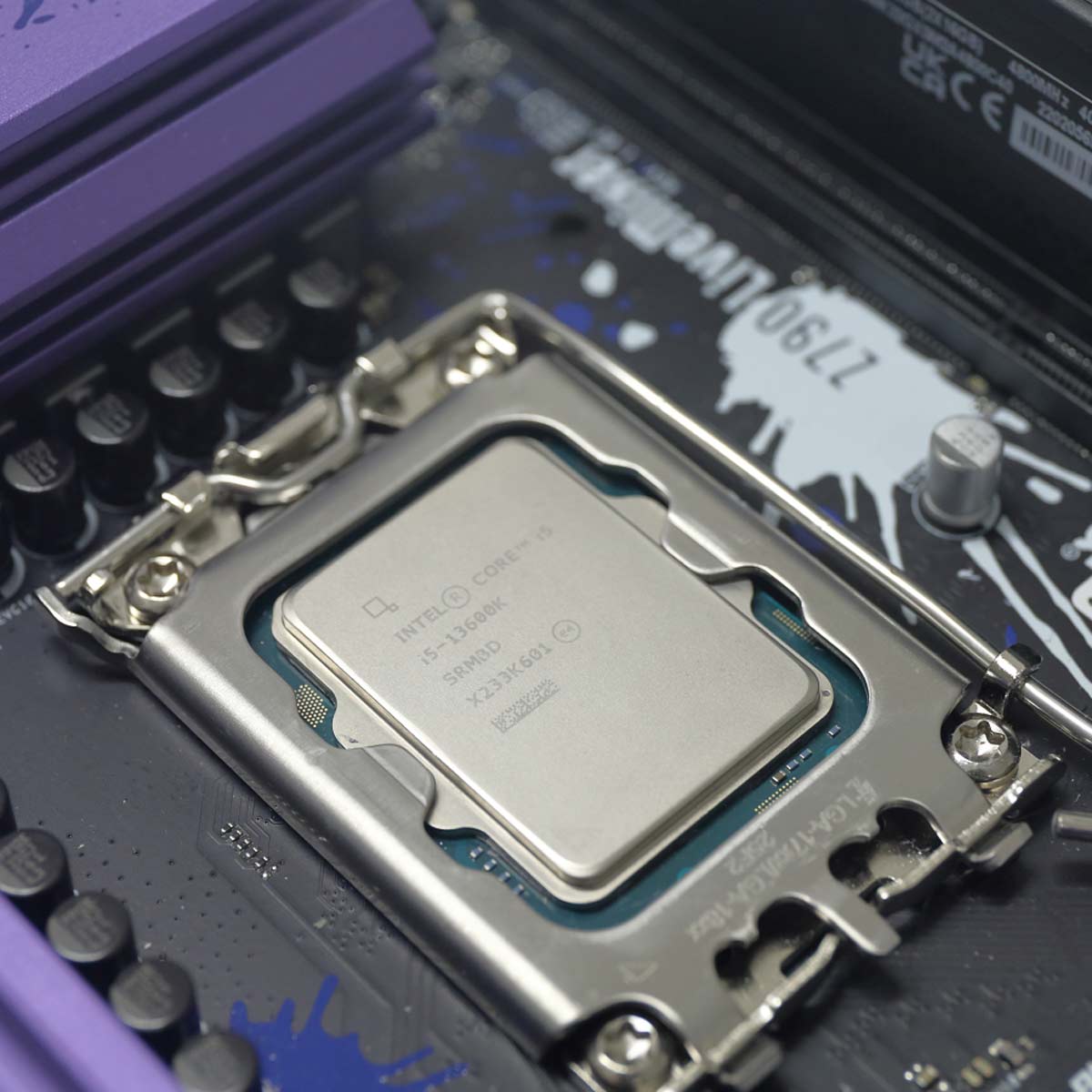 N[[łvH ǂCPU̔MƂ̕t