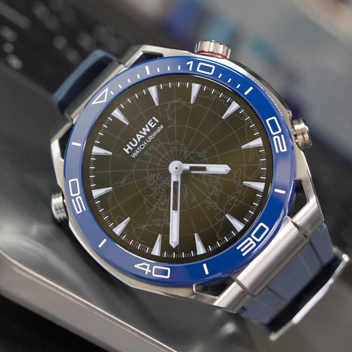 13~̍X}[gEHb`uHUAWEI WATCH Ultimatev~Ȃ܂
