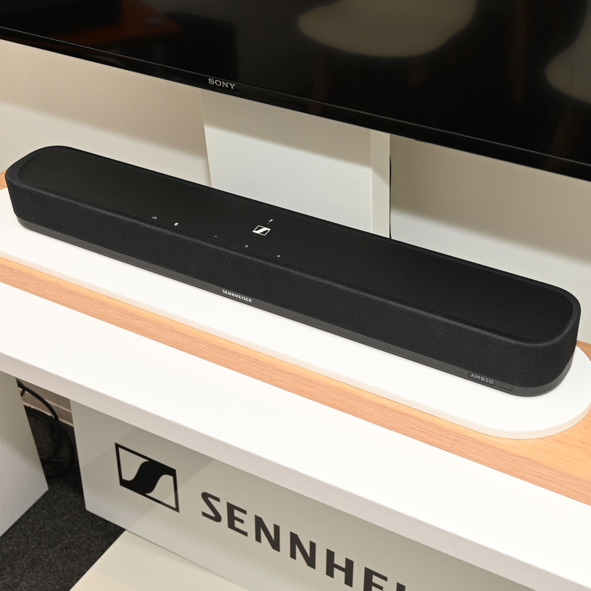 AMBEO Soundbar Mini アンビオ サウンドバー ミニ AMBEO- Soundbar | Mini | Sennheiser United States