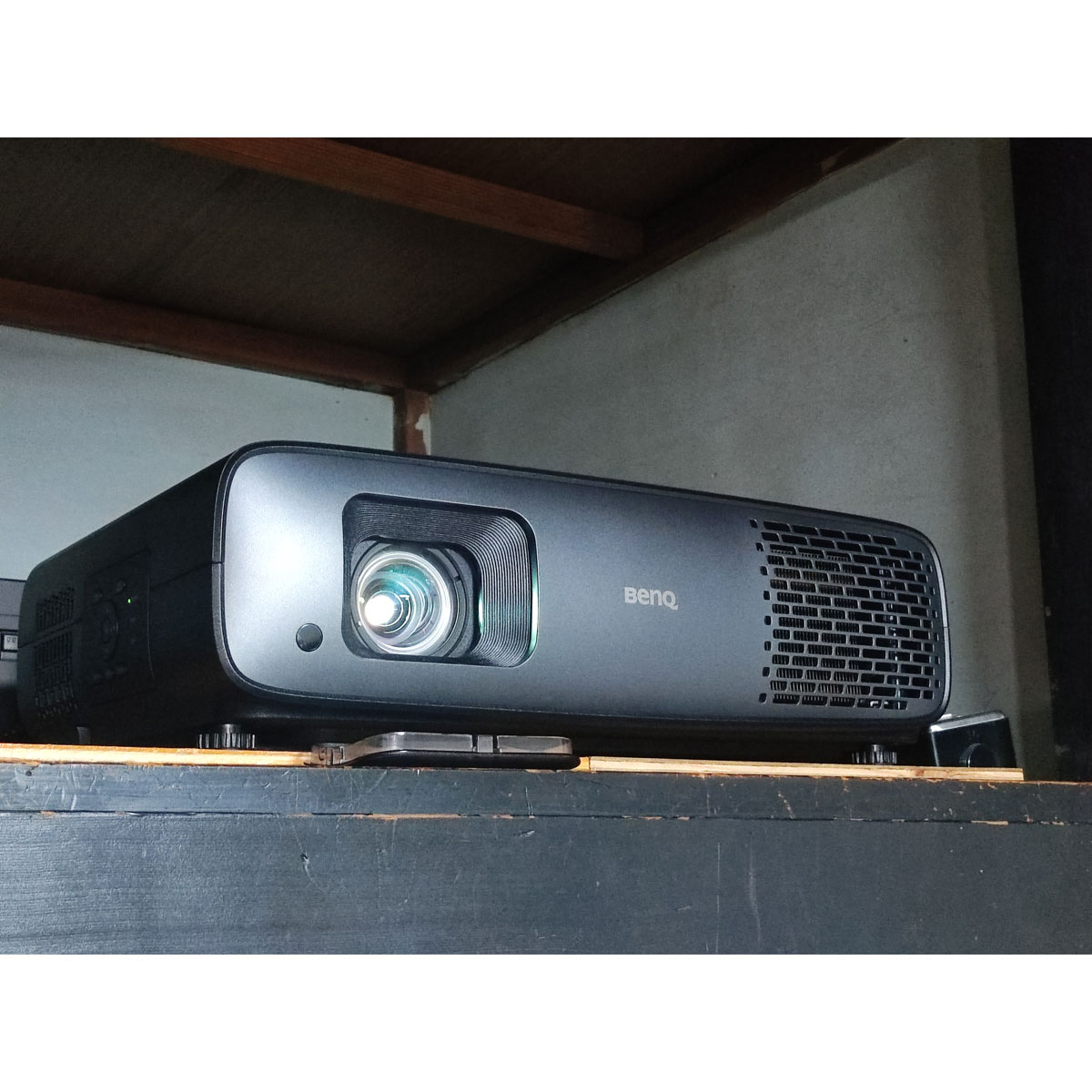 BenQuHT4550iv̓`FbNI x̍fƍׂ₩Ȓ@\