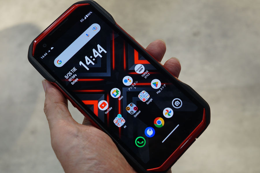 さらに強くそして軽く！ auオリジナルのタフネススマホ「TORQUE G06