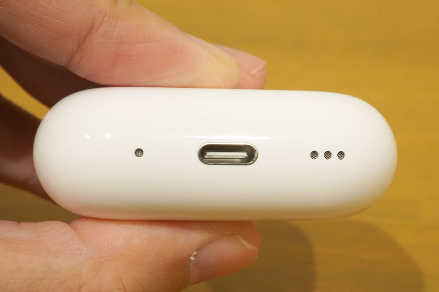 Apple AirPods pro （第2世代）Lightning端子動作確認済み - イヤフォン