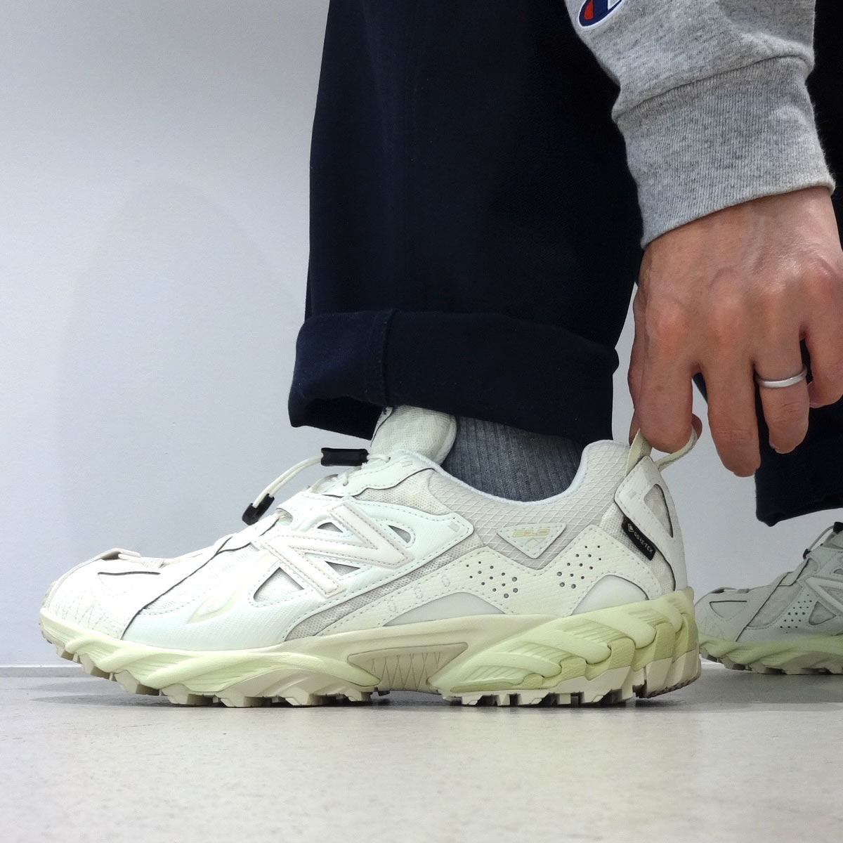 j[oXGORE-TEXڐVf̓AEghAłebNn