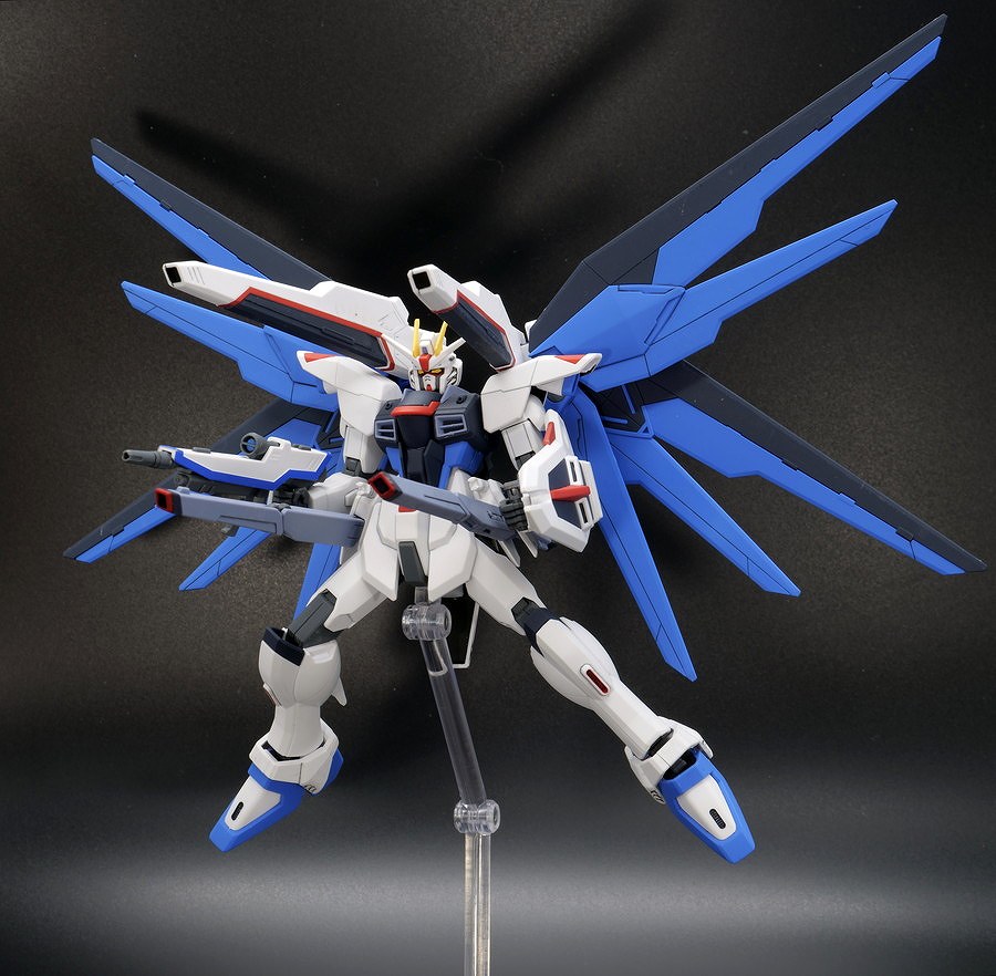 劇場版「機動戦士ガンダムSEED FREEDOM」の「ライジングフリーダム 