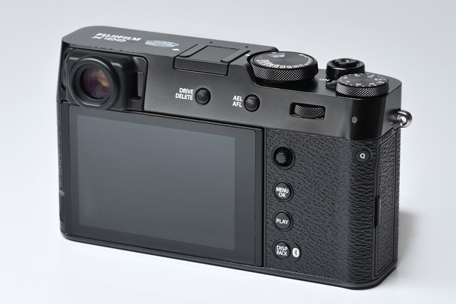 富士フイルム「X100VI」最速レビュー！ ついにボディ内手ブレ補正を ...