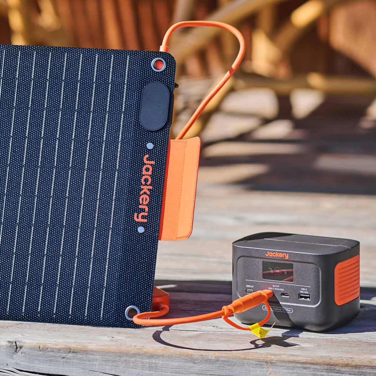 軽くてコンパクト! まさに“ちょうどいい”ポータブル電源がJackeryから登場