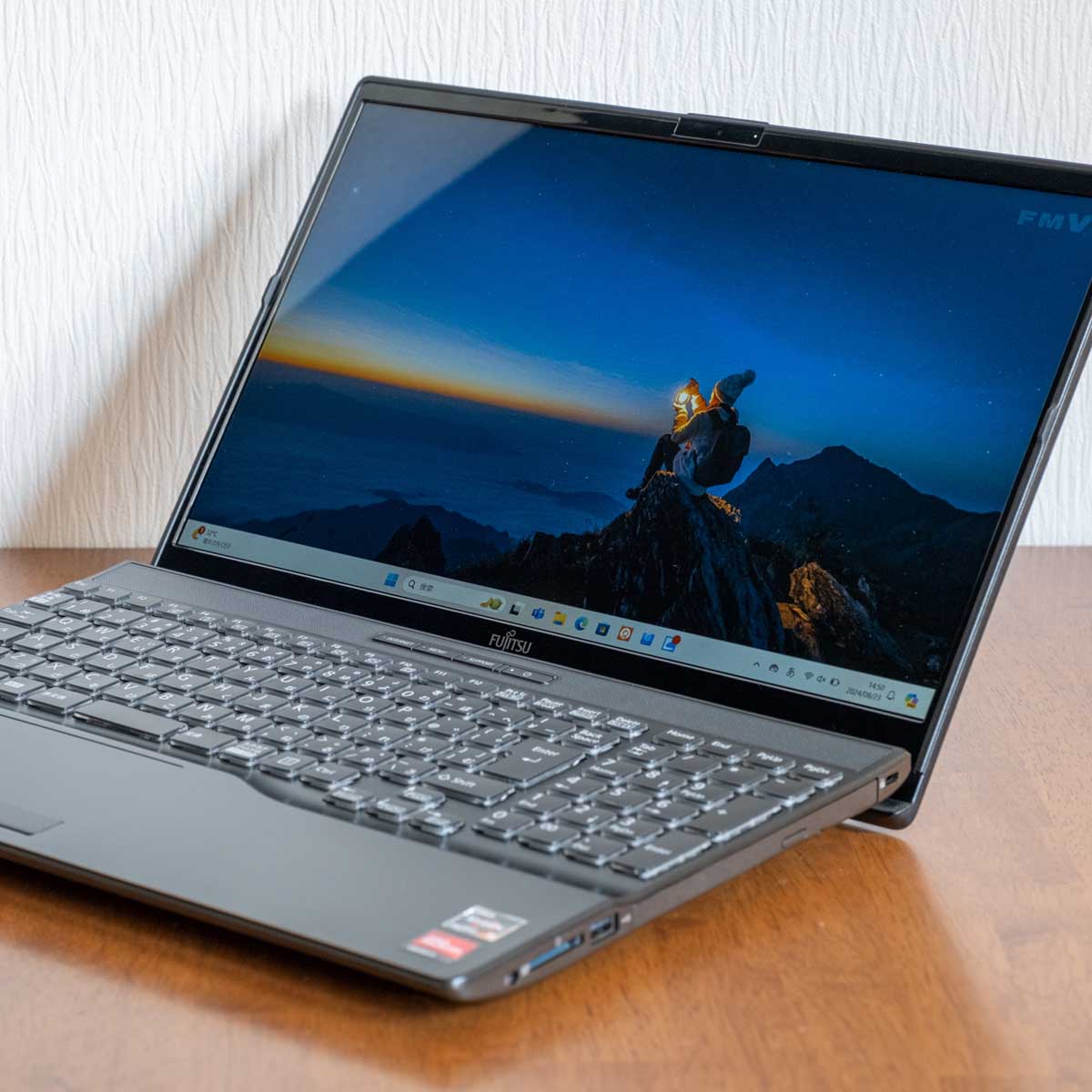 富士通 ノートパソコン FMV LIFEBOOK WAA/J1」の人気商品一覧