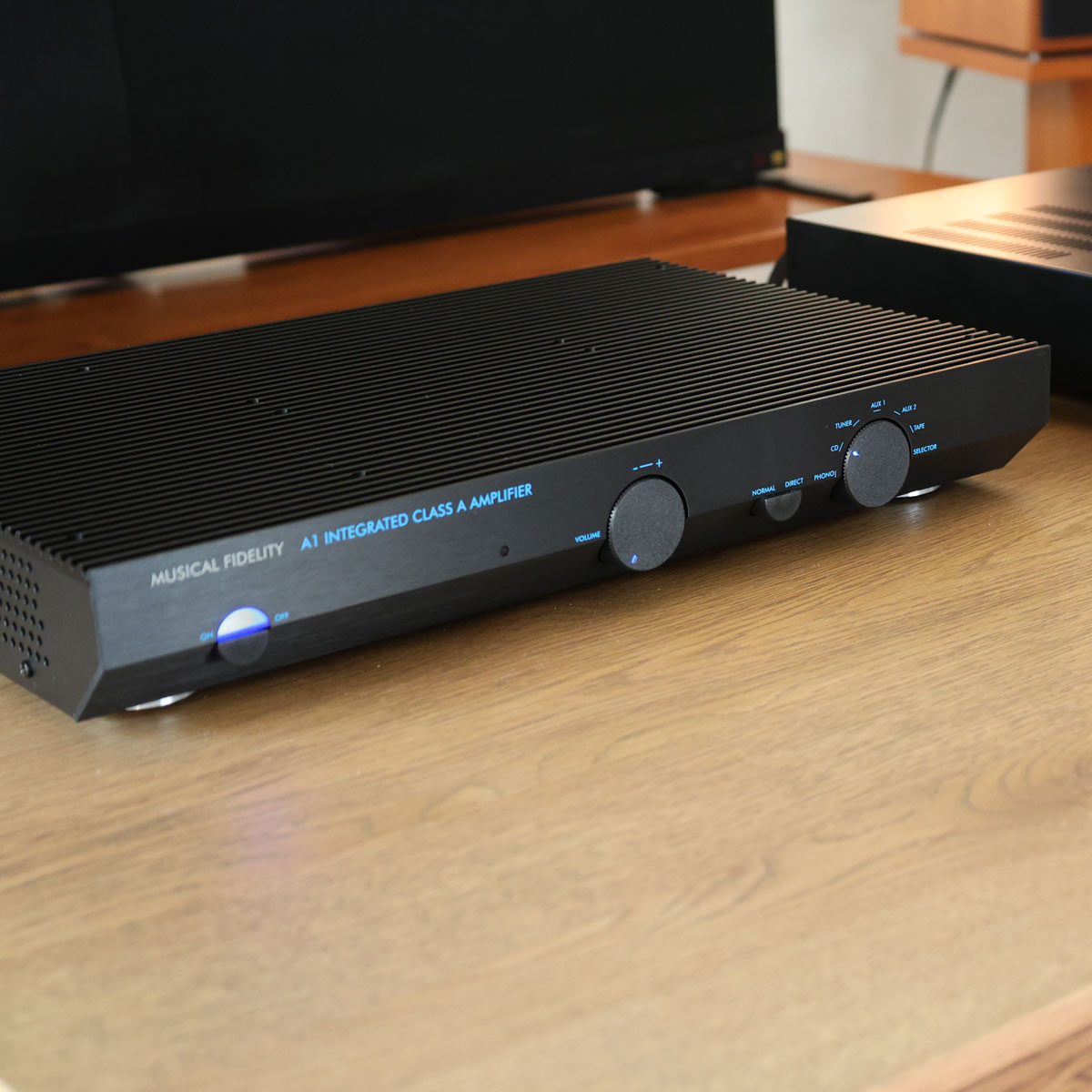 ミュージカルフィディリティ A1 10周年記念モデル MUSICAL FIDELITY Musical Fidelity A1 価格比較 - 価格.com