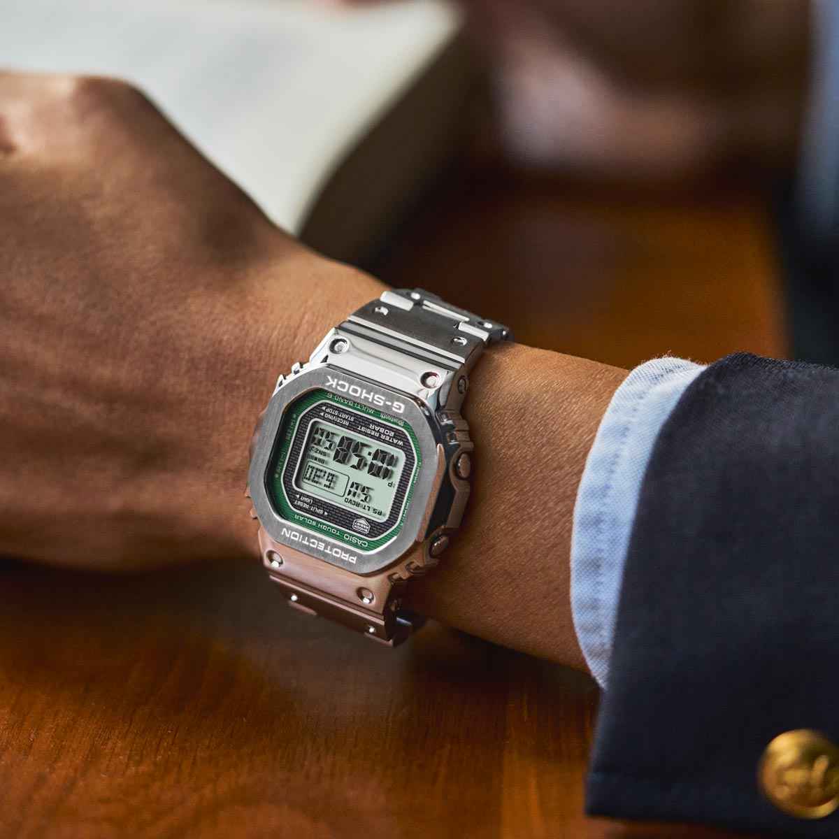 ���ꂼ�g�A���g��G-SHOCK�h�I �΂ɐF�Â����t�����^�����g�����h�̍��u���Ɏ��������P