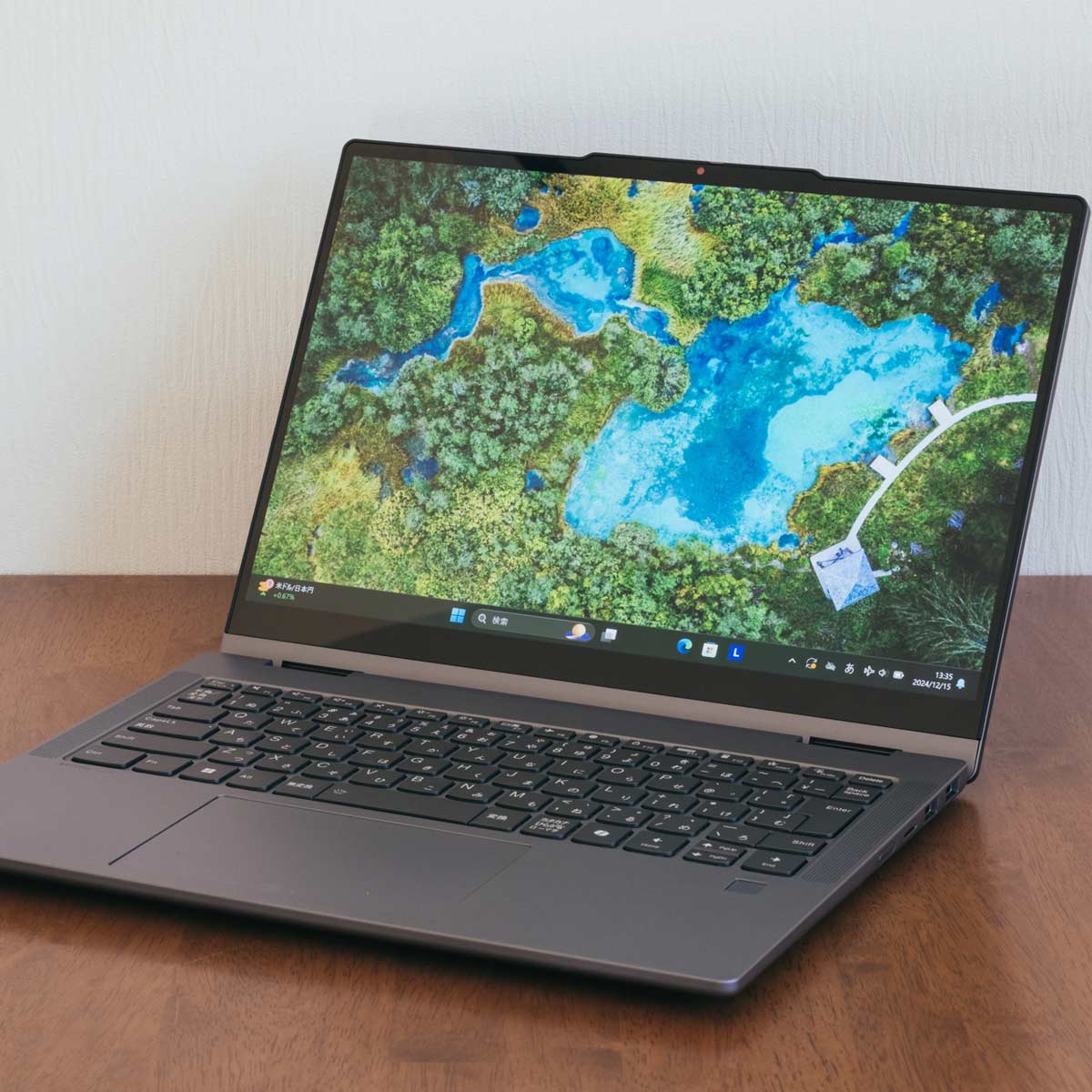 ňNX́uCopilot+ PCv2in1̃m{uIdeaPad 5x 2-in-1 Gen 9vr[