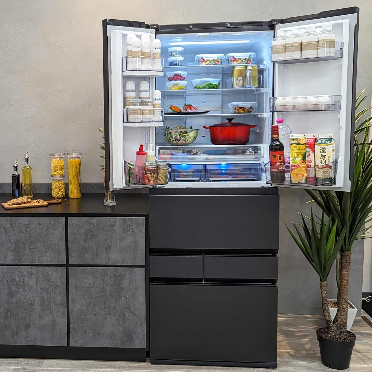 設置しやすいサイズのまま容量がアップした東芝「VEGETA」! 人気の薄型モデルも登場