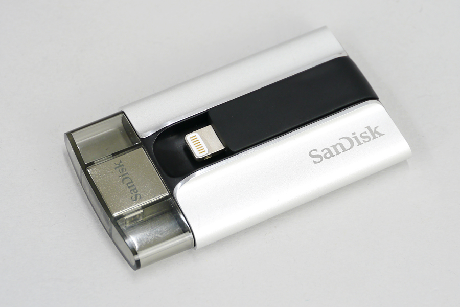 iPhoneのメモリー不足を一発解消！ サンディスクからiPhone用USB