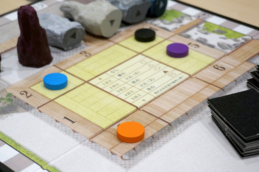 徳”を積んで最高の石庭を完成させるボードゲーム「枯山水」をプレイ 
