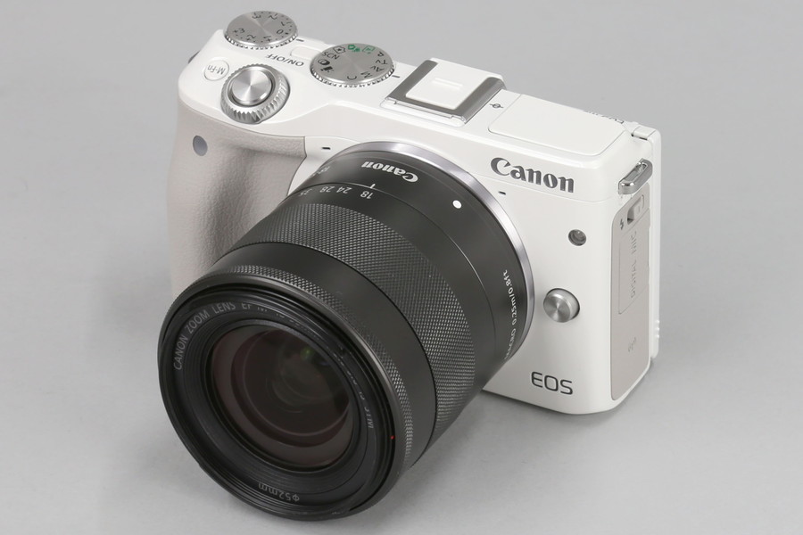 Canon EOS M3カメラ