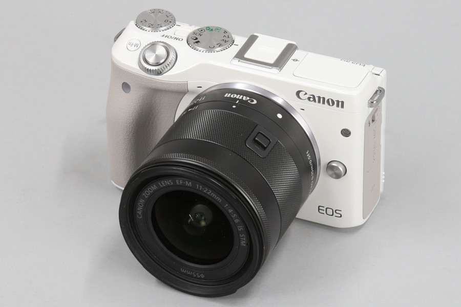 ハイエンド向けになったキヤノン「EOS M3」。ダイヤル操作強化！ EVF