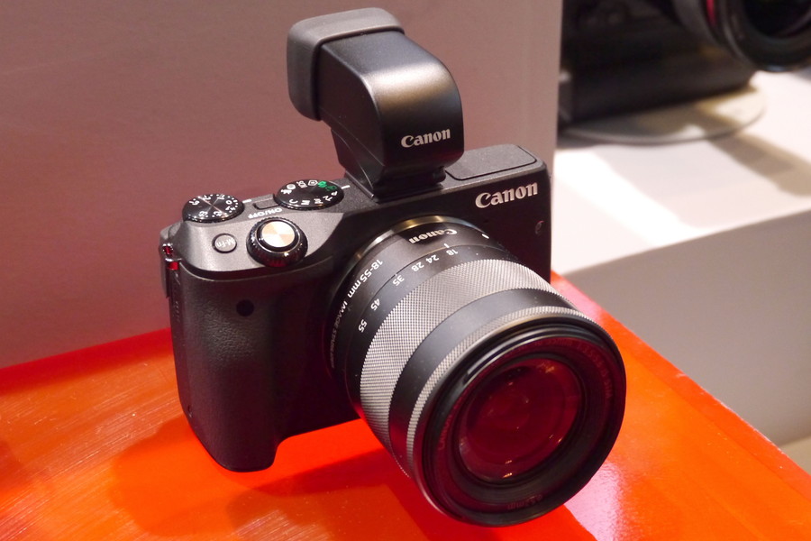 新品入荷 Canon EOS M3 Wズームキット 電子ビューファインダー付き