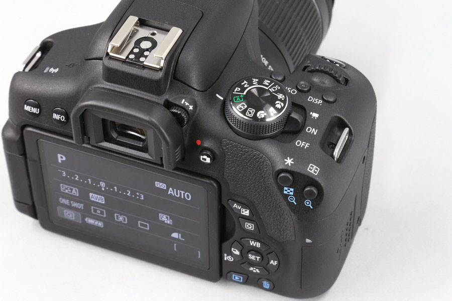 Canon EOS kiss x8i