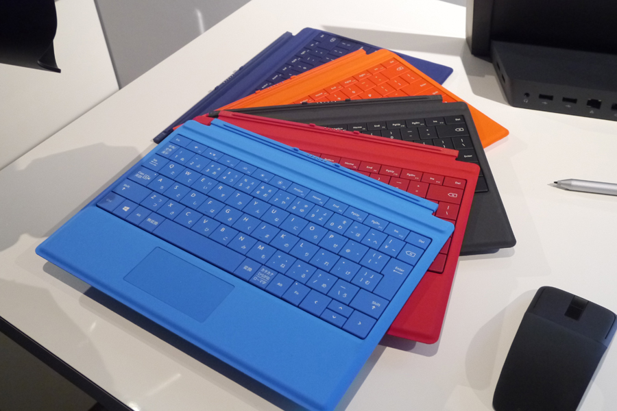 Surface 3 LTE 128GB 4G + Type Cover ブラック