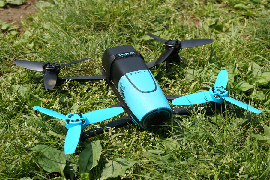人気の小型・軽量ドローン「Bebop Drone」を飛ばしてみました！ - 価格 