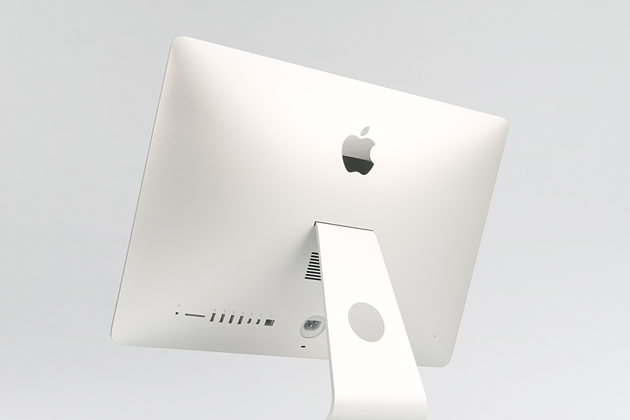 Apple iMac Retina 4K 21.5" (Early 2019)