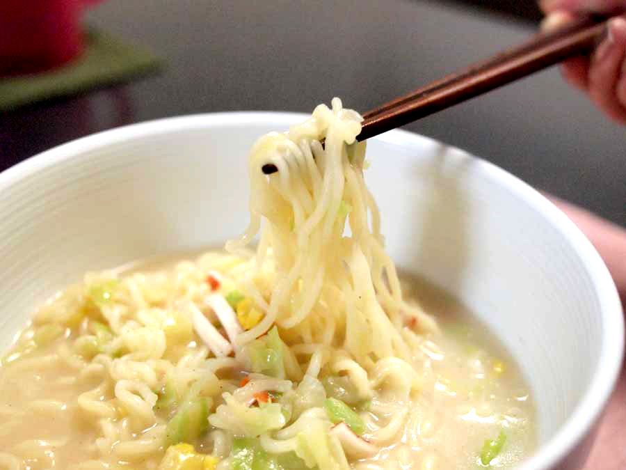 んな アホな 大阪で見つけた袋麺 マヨネーズラーメン が意外にイケてた 価格 Comマガジン