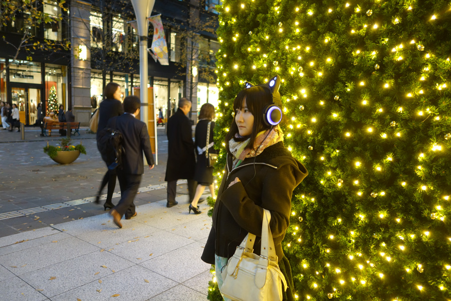 ぼっちが 光るネコ耳ヘッドホン をつけてクリスマスイルミネーションの中を練り歩いてみた 価格 Comマガジン