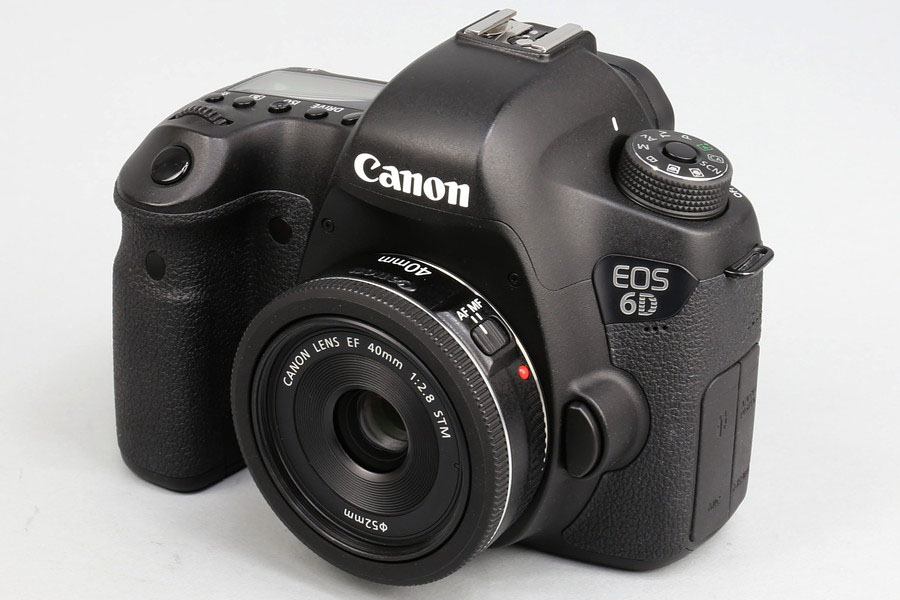 正規品特価【値下げ】Canon EOS 6D　EF50mm/f1.8　レンズ付き デジタルカメラ