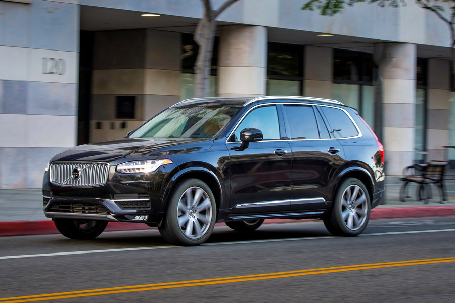 インタビュー 試乗で迫る ボルボの大型suv Xc90 の狙いと実力 価格 Comマガジン